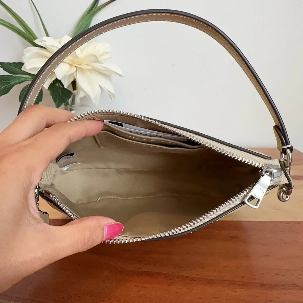 NWT Coach Nolita 19 With Lemon Print - Picture 4 of 8